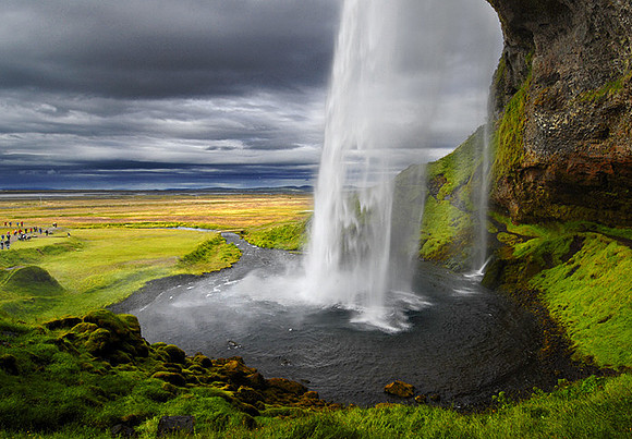 Seljalandsfoss waterfall